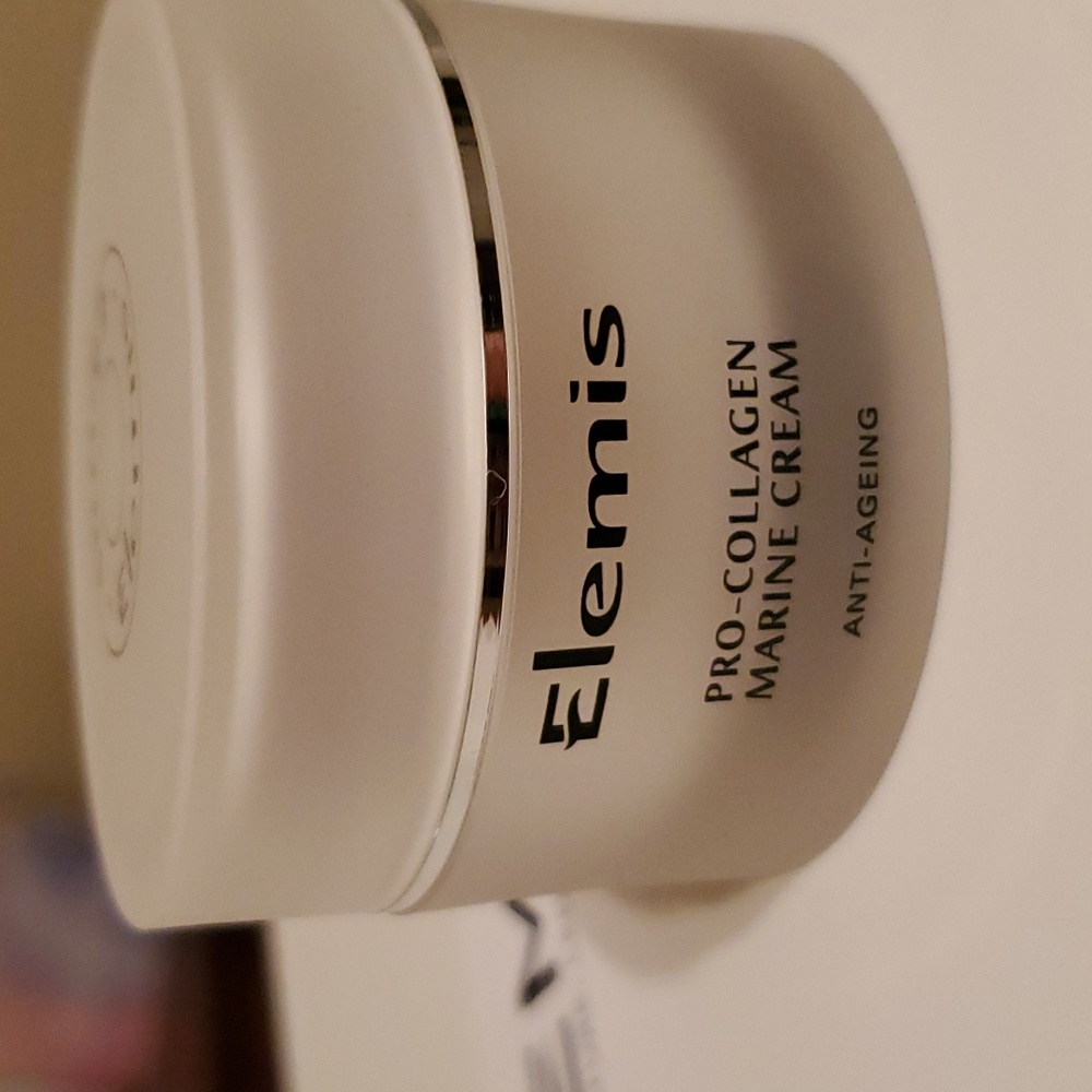 ELEMIS Collagen Collection - Picture 3 of 7